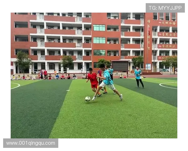 追光｜球场小身影：藏在考核表里的专业密码